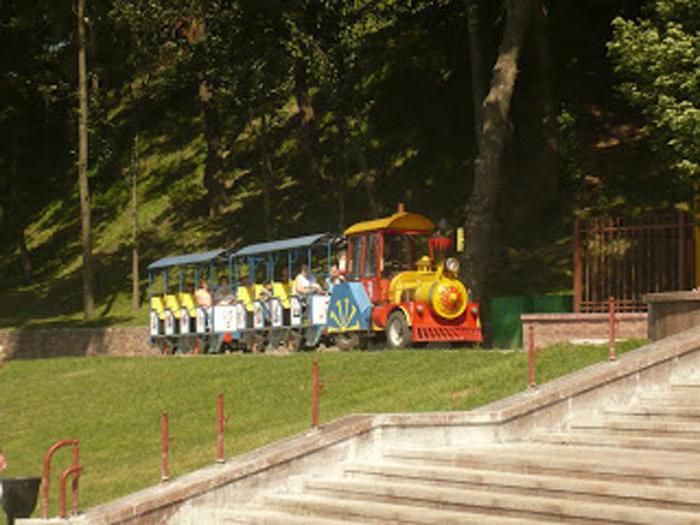 Gomel: zabavni park i druge atrakcije. Podrijetlo imena grada